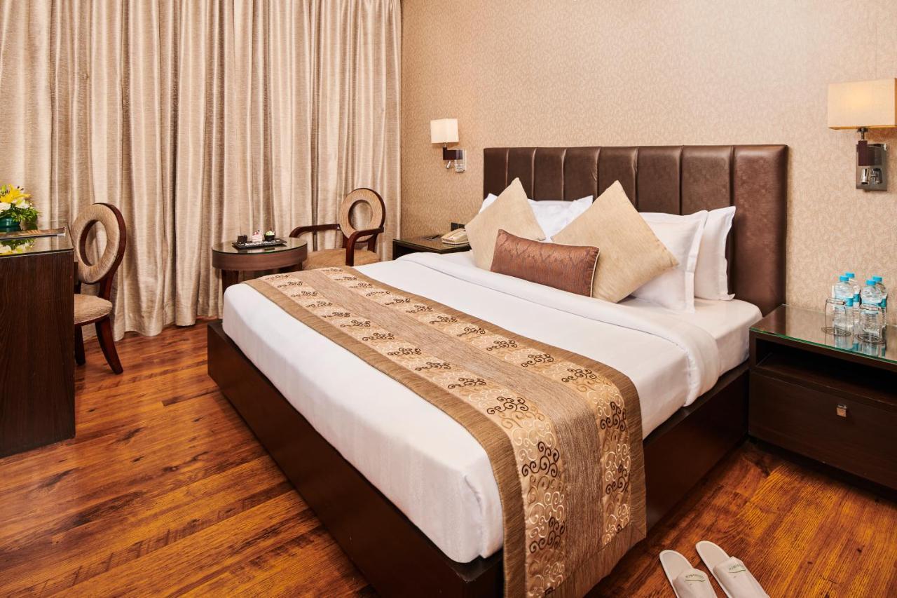 Goldfinch Hotel Bombaim Exterior foto